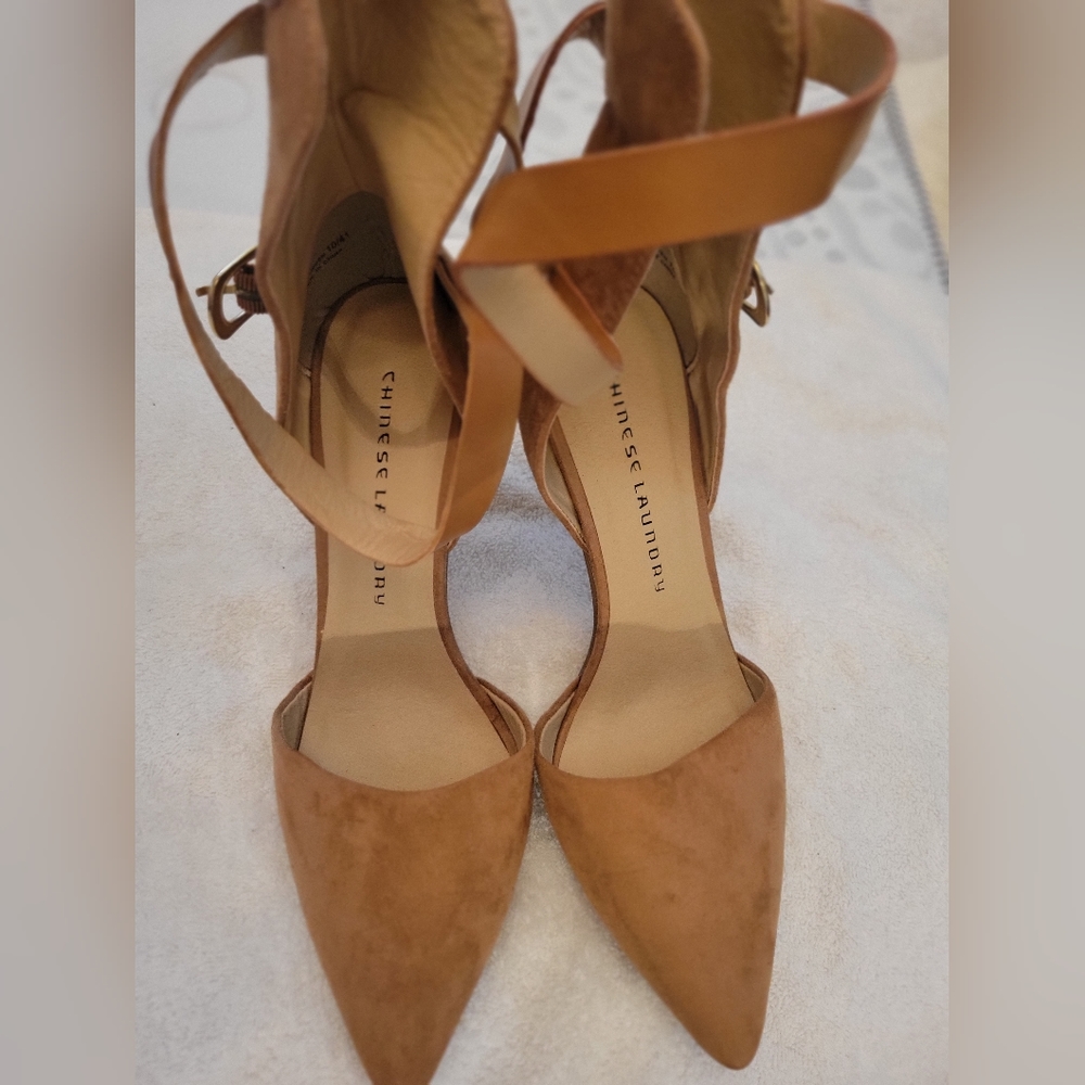 Womens shoes Sz 10 cute
